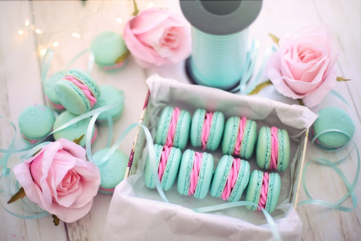 macarons pastel elegant